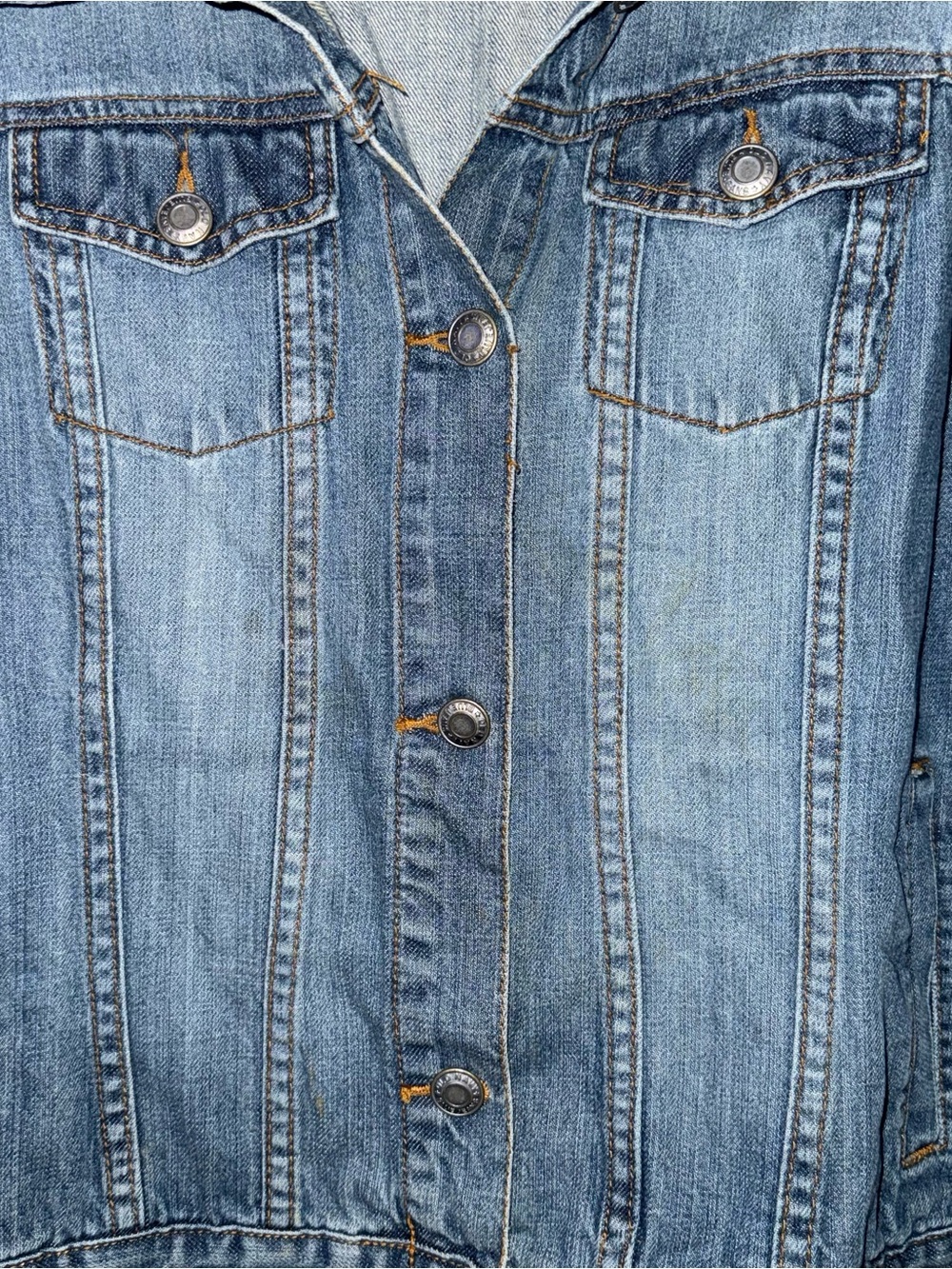 Old Navy denim trucker jacket - Picture 4 of 4